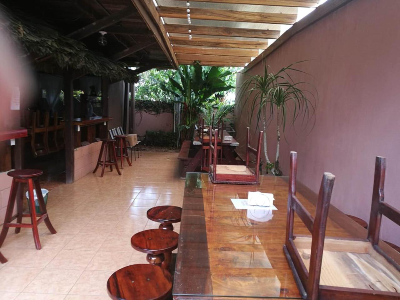 Hotel La Choza Inn La Fortuna Exterior foto